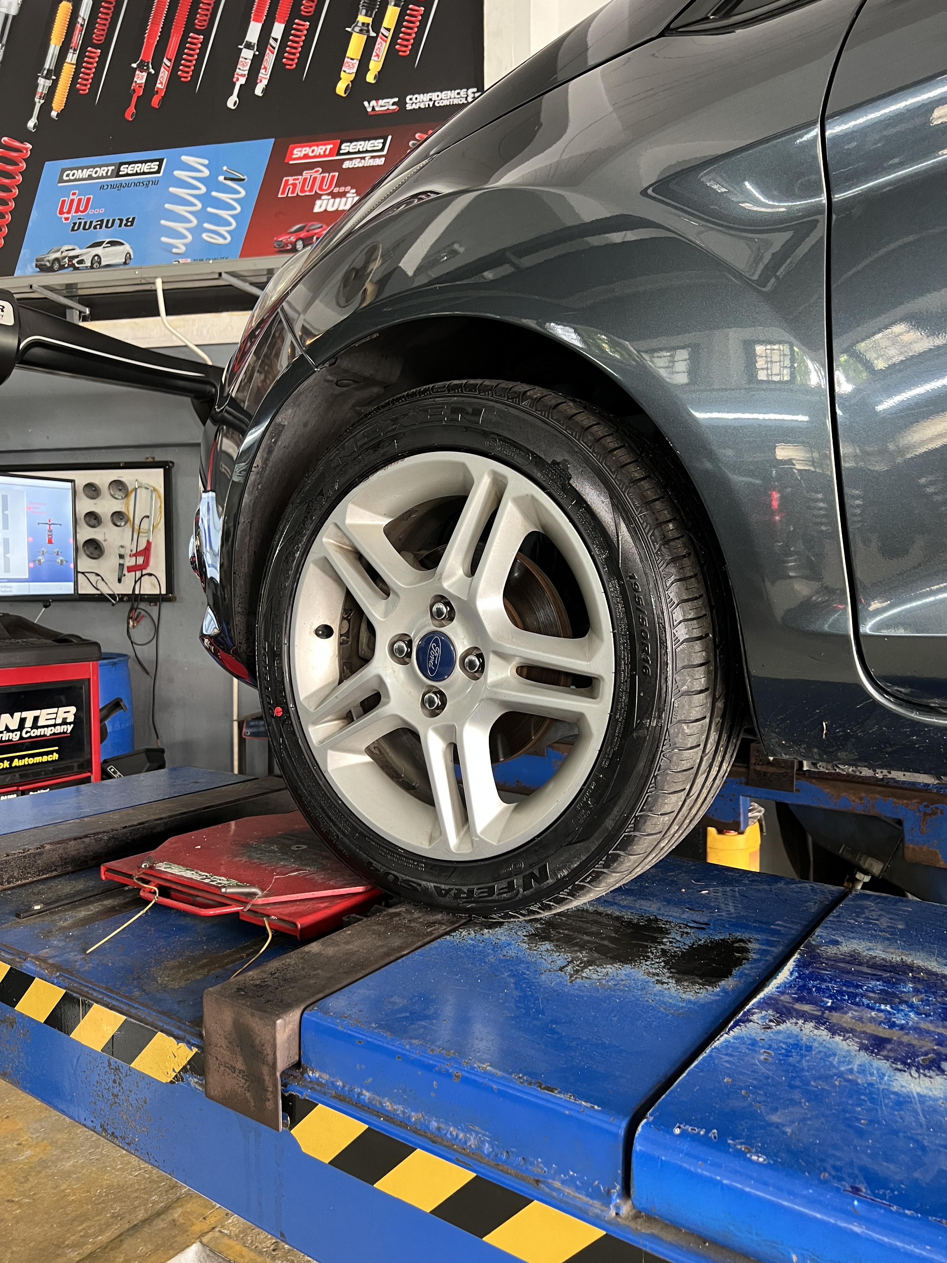 Ford fiesta เข้ารับบริการเปลี่ยนยางรถยนต์ เน้นใช้งาน [+] NEXEN SU4 195/50R16 *เฉาพาะ NEXEN ประกันยาง 1 ปี หรือ 25,000 กม. บาด บวม เบียด แตก ระเบิด เปลี่ยนเส้นใหม่ ครับ *เพื่อความสะดวกในการรับบริการ นัดหมายเวลาก่อนเข้ารับบริการทุกครั้งครับ 𝙊𝙪𝙧 𝙎𝙚𝙧𝙫𝙞𝙘𝙚 บริการทางร้านเรารับทำอะไรบ้าง 🔧 มียางรถยนต์ทุกยี่ห้อให้เลือกซื้อ 🔧 โช้คอัพ สปริง 🔧 เช็คช่วงล่าง แก้ปัญหาให้ตรงจุด 🔧 ติดตั้งยางแบบไร้รอย 100% 🔧 บริการสลับยาง ตามอายุ 🔧 บริการล้างลิ้นปีกผีเสื้อ 🔧 บริการเช็คระยะรถยนต์ 🔧 เปลี่ยนถ่ายของเหลวทั้งระบบ 🔧 ตั้งศูนย์ด้วยเครื่อง HUNTER นำเข้าจาก USA สอบถามข้อมูลเพิ่มเติม หรือนัดหมายเข้ารับบริการ ☎️ : 08-6569-1915 ☎️ : 08-6544-5963 Line id : @88rw Tiktok : https://www.tiktok.com/@88rwycrr Youtube : https://youtube.com/@88rw Facebook : https://www.facebook.com/88rwtire Location : https://goo.gl/maps/HrNUAZXPN94KvxZ98?coh=178573&entry=tt #รถยนต์มีปัญหาไม่รู้ต้องแก้ตรงไหน ทางเรายินดี ตรวจหาปัญหาและหาวิธีแก้ บอกลูกค้าก่อนลงมือทำเสมอราคาเป็นธรรมไม่เอาเปรียบ สบายใจคุณลูกค้า ร้านยางเจริญรุ่งเรือง ยินดีต้อนรับครับ