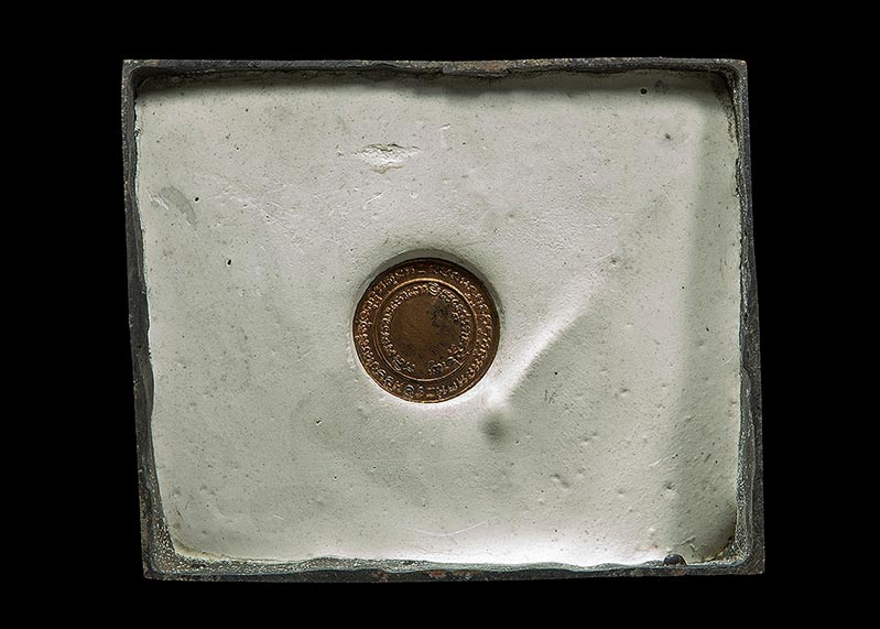 พระบูชาหลวงพ่อทวด วัดช้างให้ จังหวัดปัตตานี เนื้อทองเหลืองรมดำ พ.ศ.๒๕๓๙ หน้าตัก ๔ นิ้ว