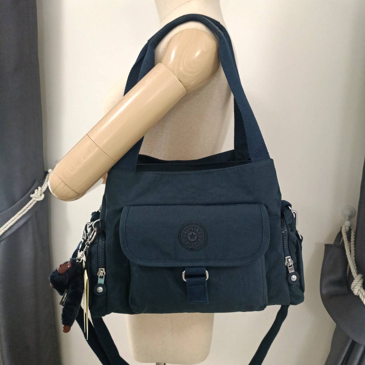 Kipling Felix กระเป๋าถือ กระเป๋าคิปลิ้ง สะพาย