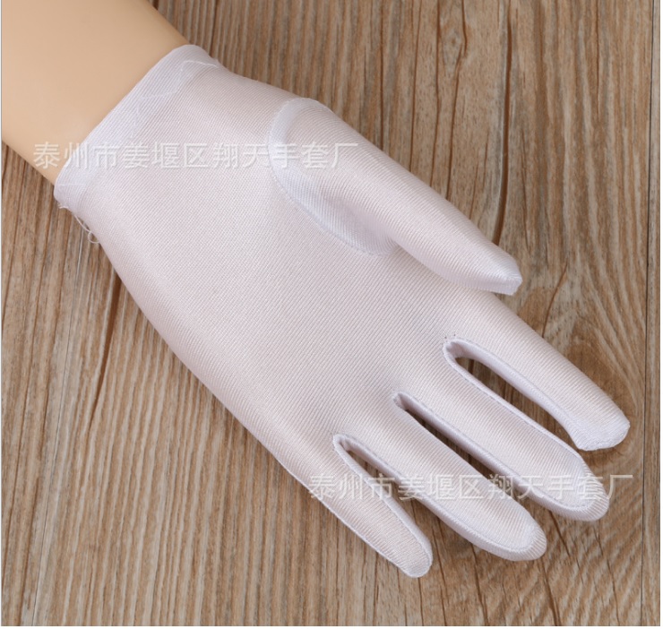 ุถุงมือเด็กออกงานสีขาว สีแดง แบบเรียบ ผ้ามันเงา ใส่สบาย ยืดหยุ่น