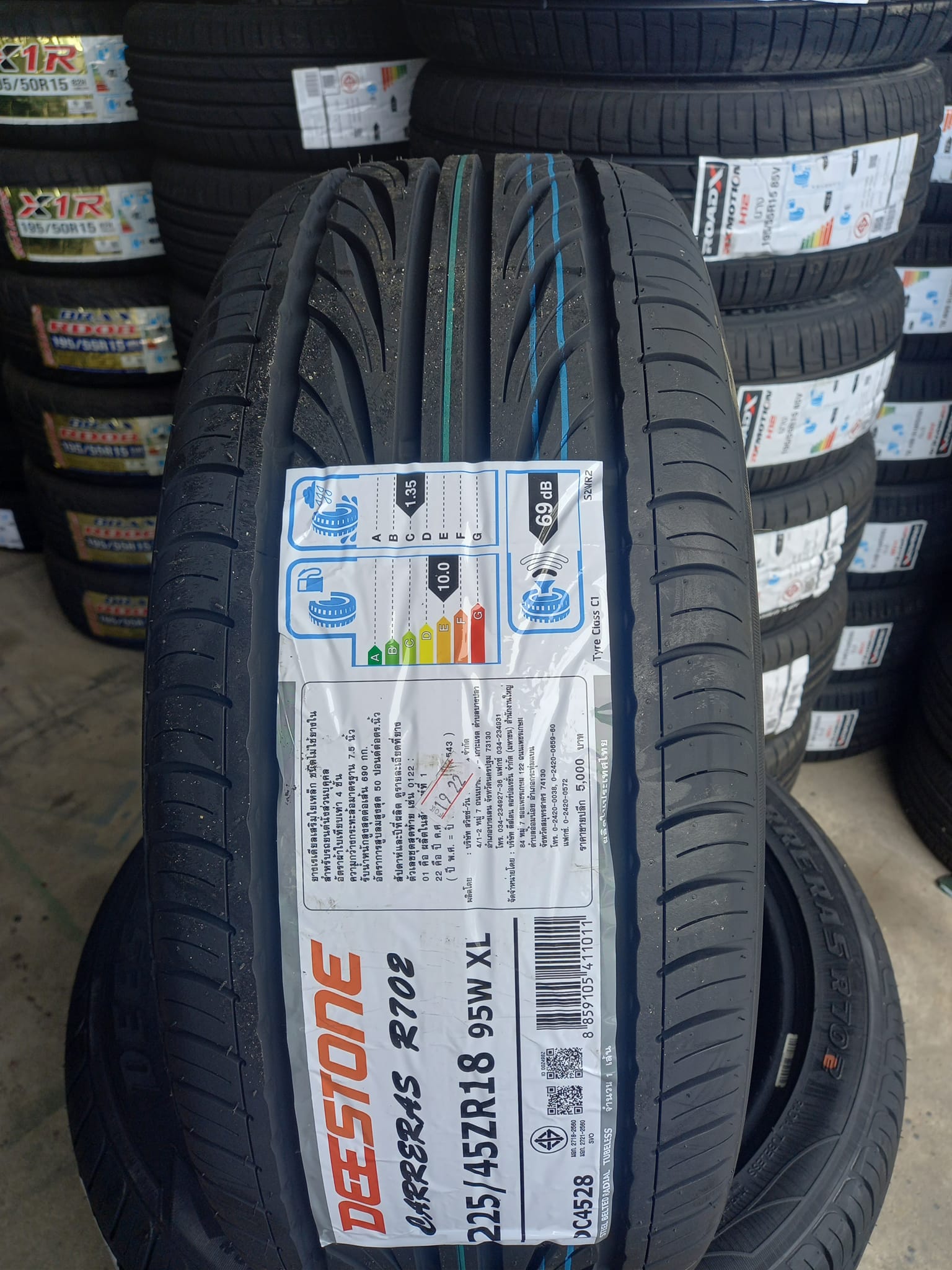 ยางใหม่ยางไทยดีสโตน 225-45-18 ยางดีราคาถูก
