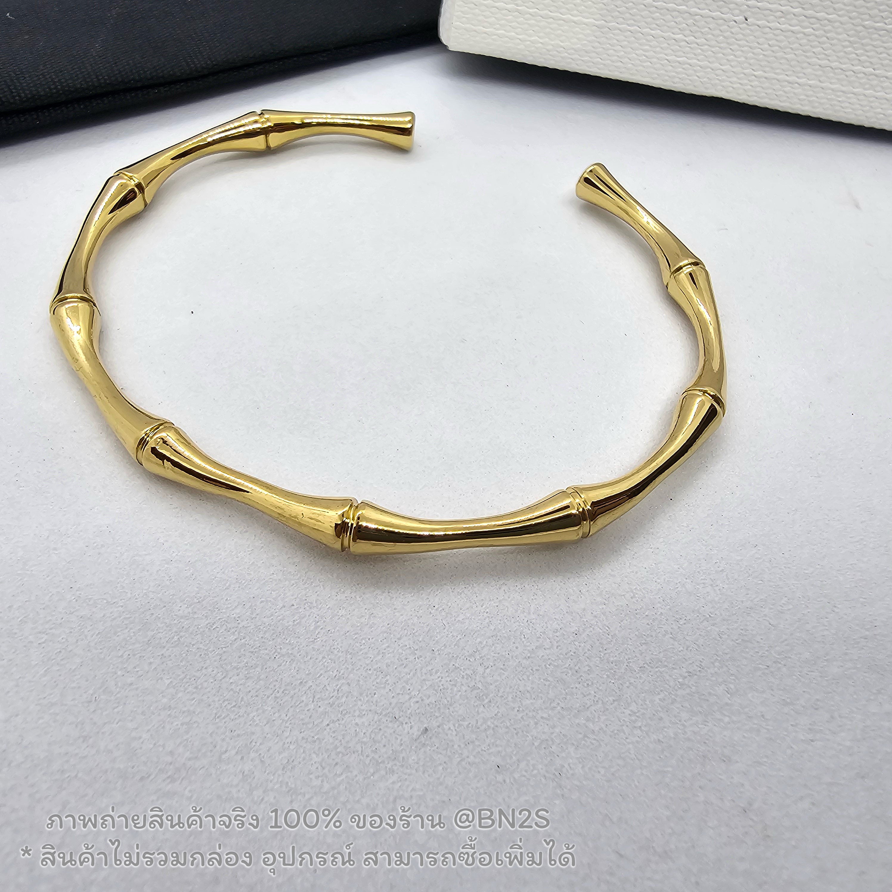 กำไลข้อมือ CELINE อะไหล่สีทอง ทรงไม่ไผ่ ฟรีไซส์ปรับระดับได้ สินค้าร้อมส่ง ภาพถ่ายสินค้าจริง ไม่รวมกล่อง อุปกรณ์