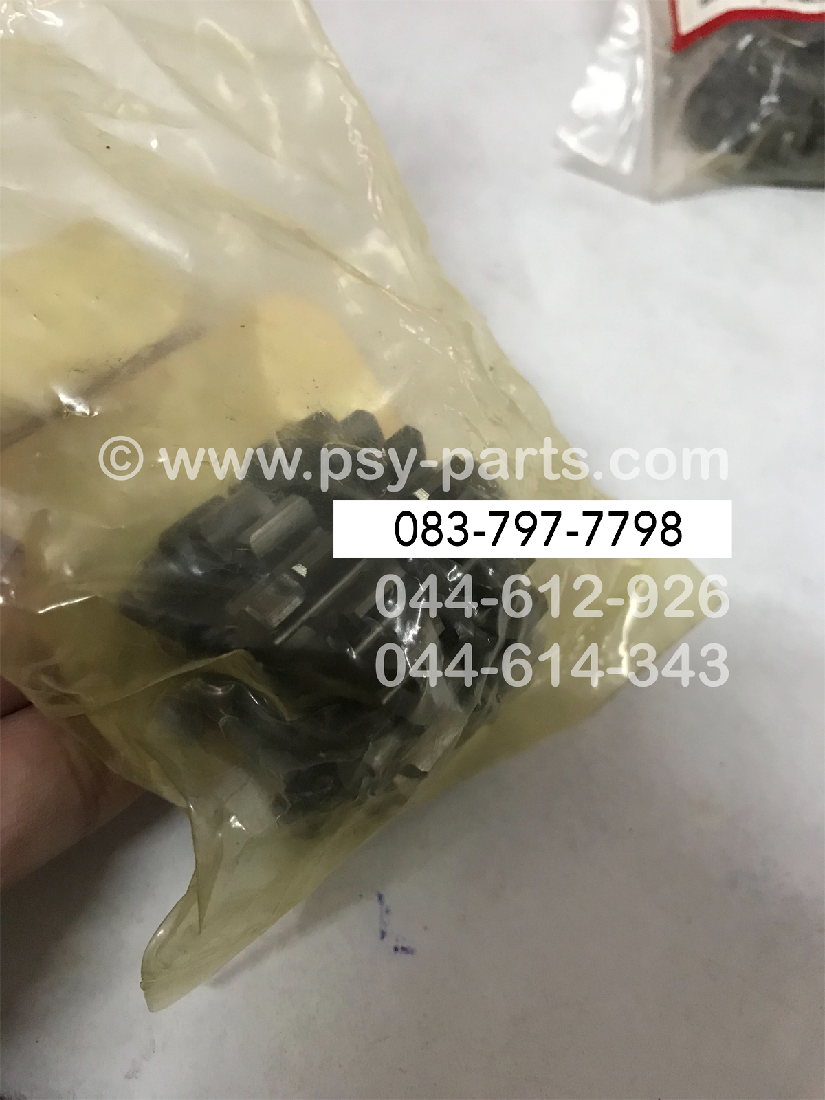 เฟืองเกียร์ติดแกนคลัทช์ LS 125, DASH แท้ๆ ก3-18*20T 23461-KBP-930