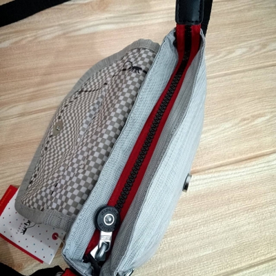 กระเป๋าสะพาย Kipling CROSSBODY BAG วินเทจอ่ะ