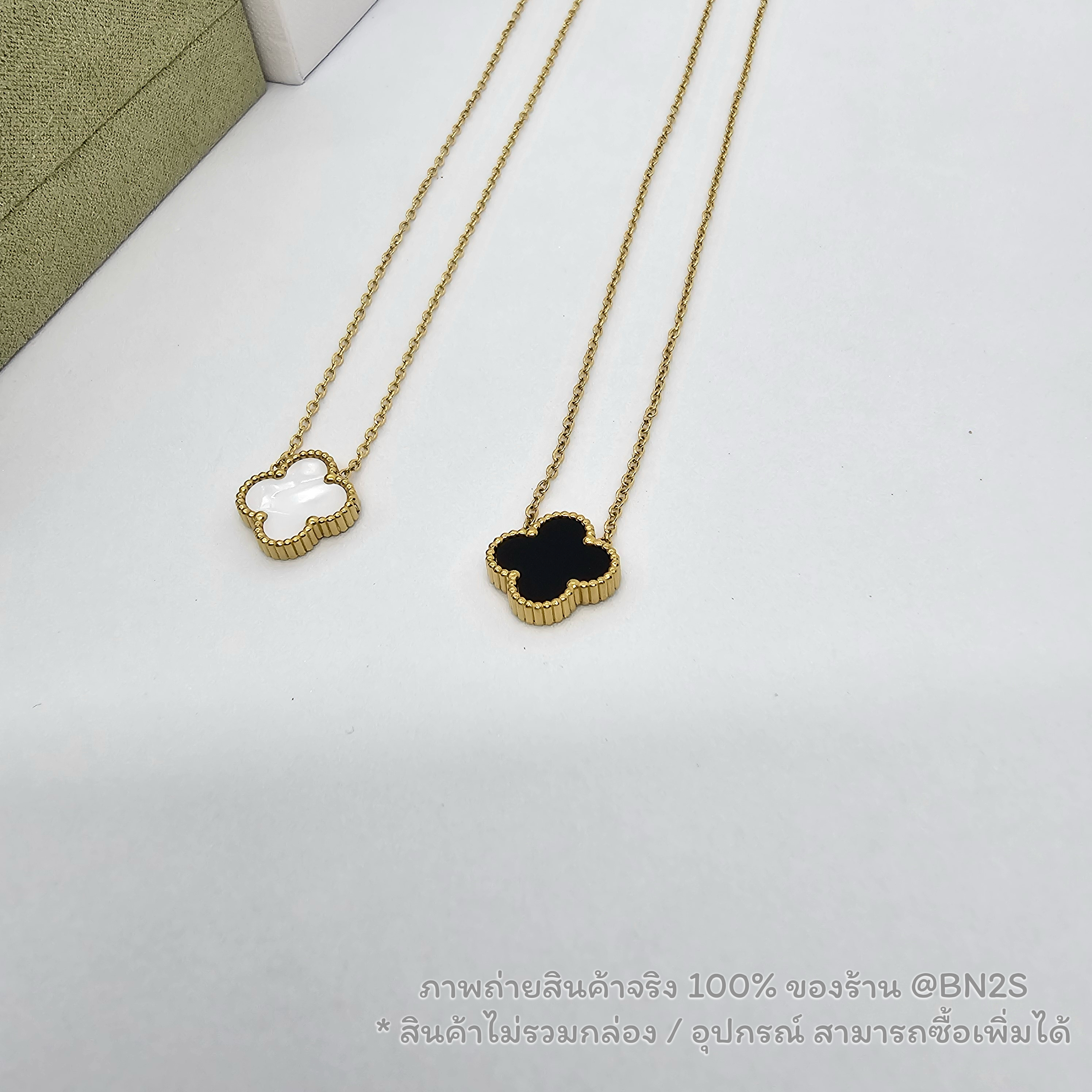 สีดำ | VC&A สร้อยคอจี้ดอกโคลเวอร์ แวนคีฟ สีขาว-ดำ สายโซ่อะไหล่สีทอง งานสวย พร้อมส่ง สีขาว ดำ ไม่มีกล่อง อุปกรณ์