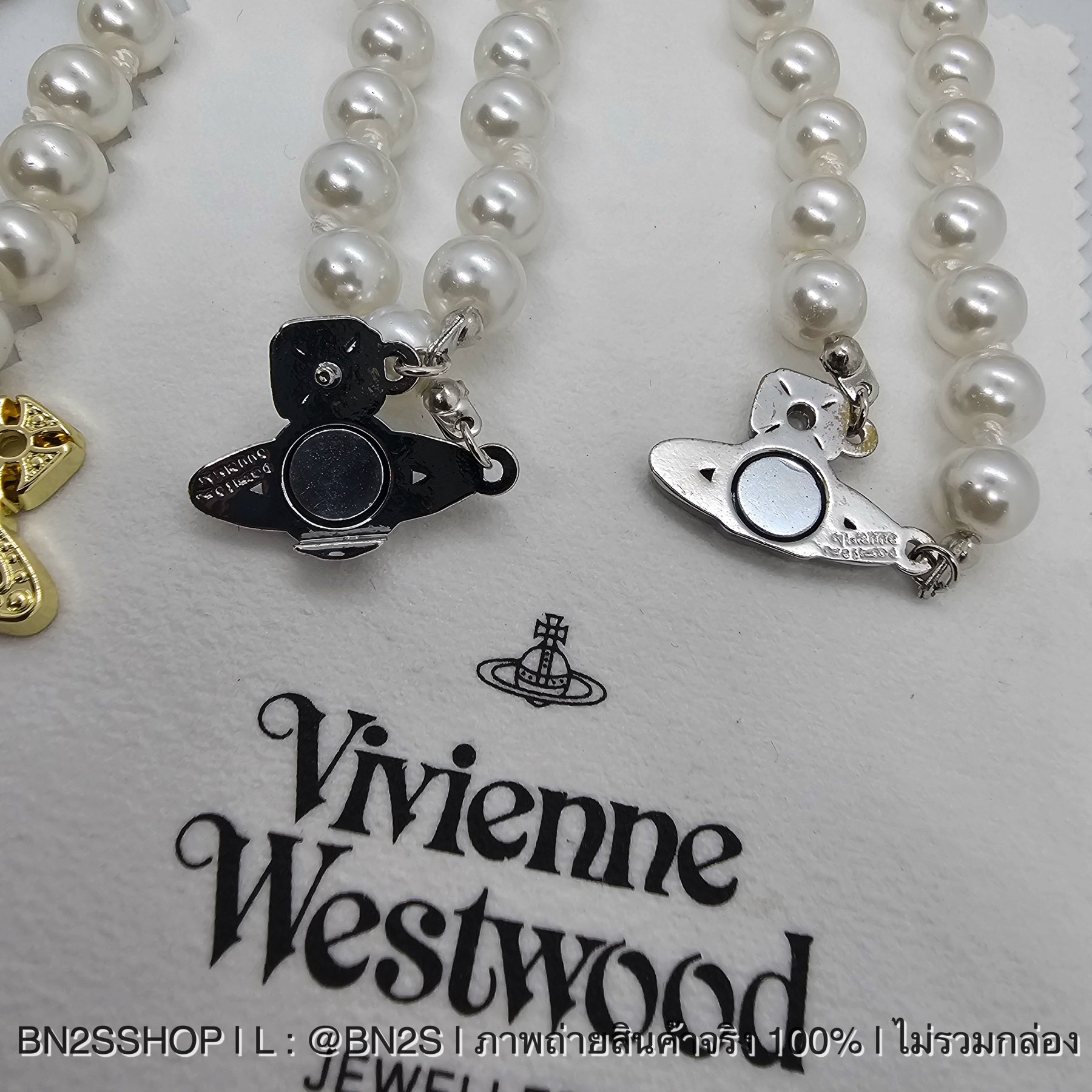 สีเงิน | Vivienne Westwood Graziella embellished choker สร้อยคอโชกเกอร์ ไข่มุกสองเส้น อะไหล่เงินทอง จี้ดาวเสาร์ระกบแม่เหล็ก