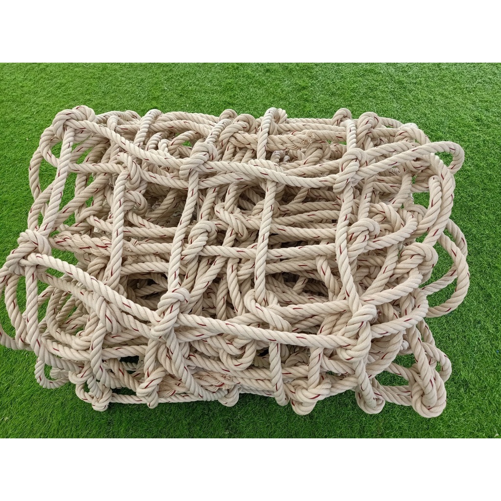 ตาข่ายปีนป่ายสำหรับเด็กๆอายุ2-10 ปี ตาข่ายปีนป่ายเชือกใยยักษ์ 14 มิล ตา 25CM.ตาข่ายติดตั้งง่าย ตาข่ายปีนป่ายเชือกใยยักษ์