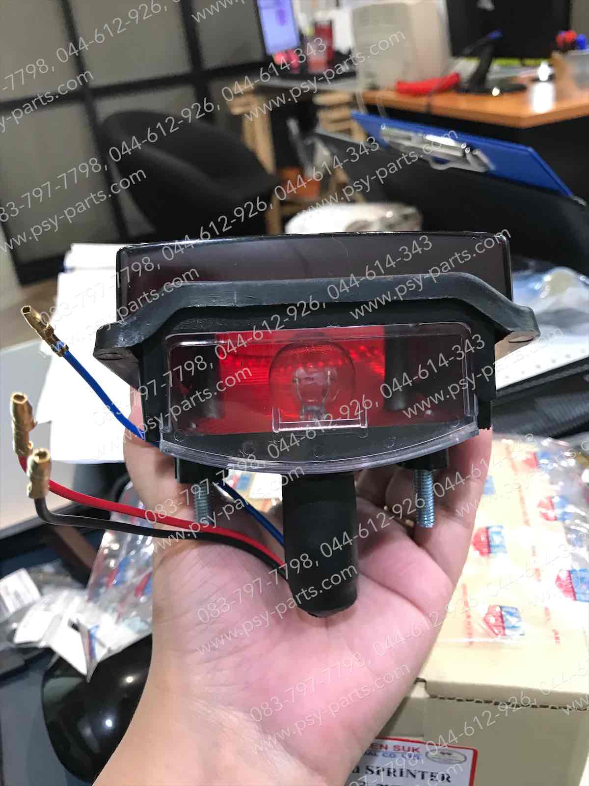 ไฟท้ายชุด SPRINTER 100