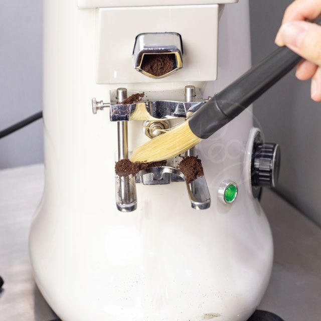 แปรงปัดผงกาแฟ 2 หัว แปรง ทำความสะอาด หัวชงกาแฟ บรรจุ (1 ชิ้น) จำหน่ายโดย ทีอีเอ