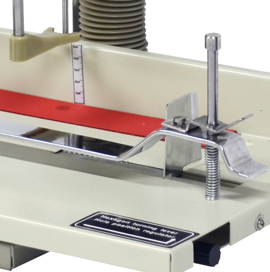 เครื่องเจาะรูกระดาษไฟฟ้า รุ่น DP-205 เจาะรูกระดาษหนา 700 แผ่น