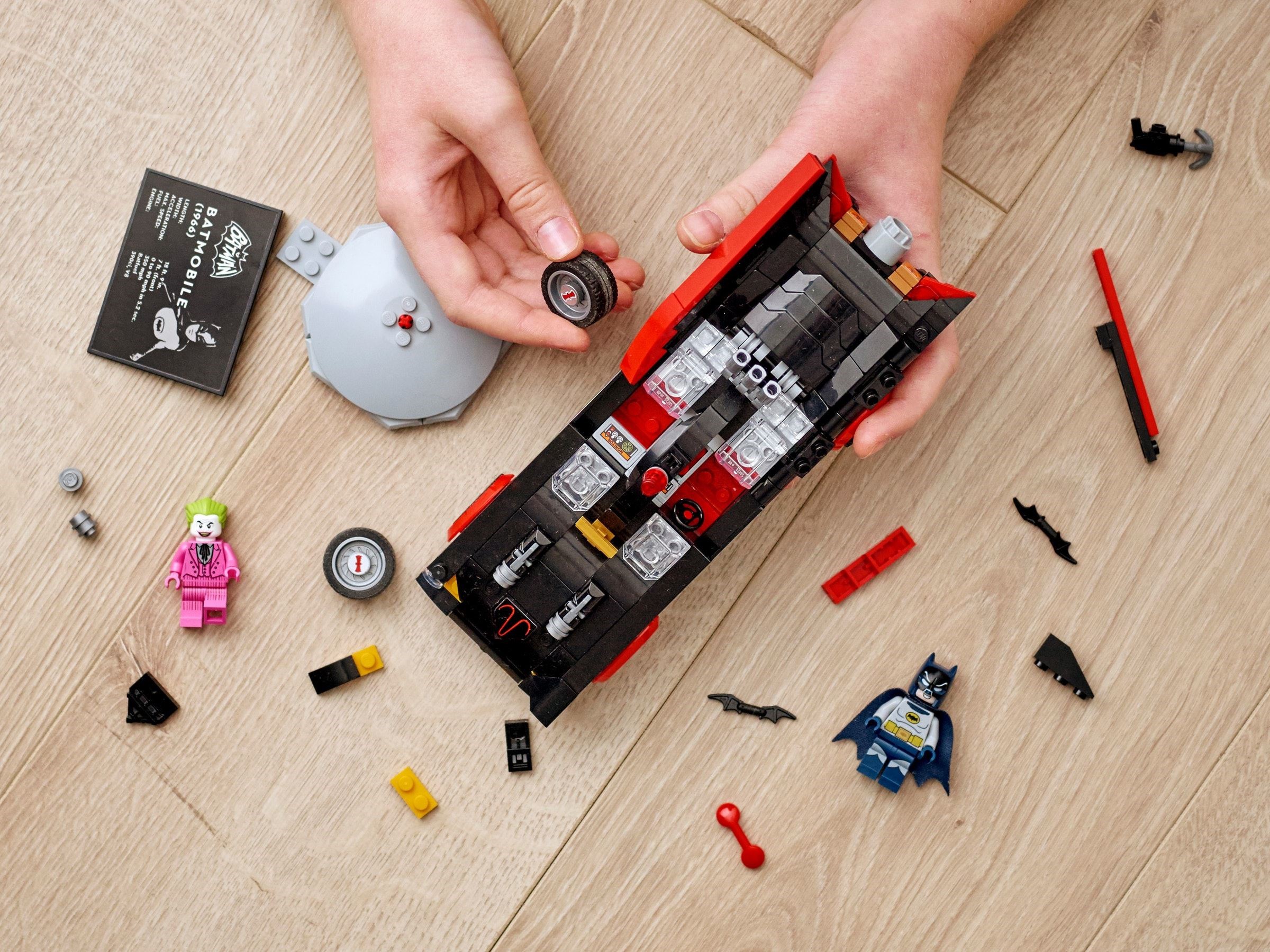 LEGO Super Heroes DC เลโก้ 76188 Batman Classic TV Series Batmobile