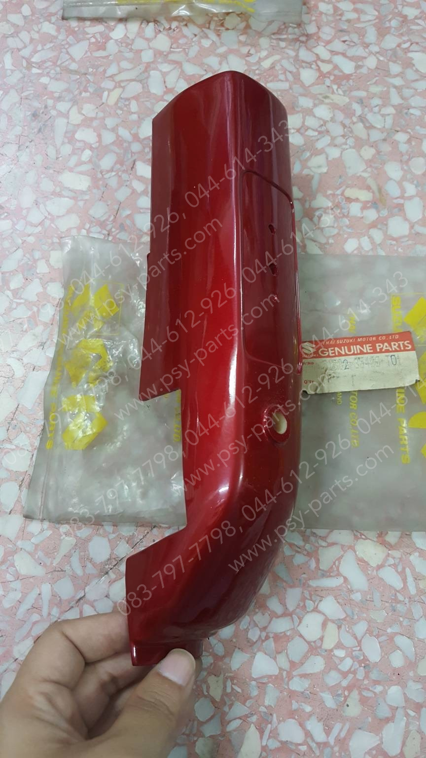 ฝาข้างโช้คหน้าขวา RC 80, RC 100 แท้ๆ สีแดง 51881-35400-T01 + ฝาข้างโช้คหน้าซ้าย RC 80, RC 100 แท้ๆ 51882-35400-T01