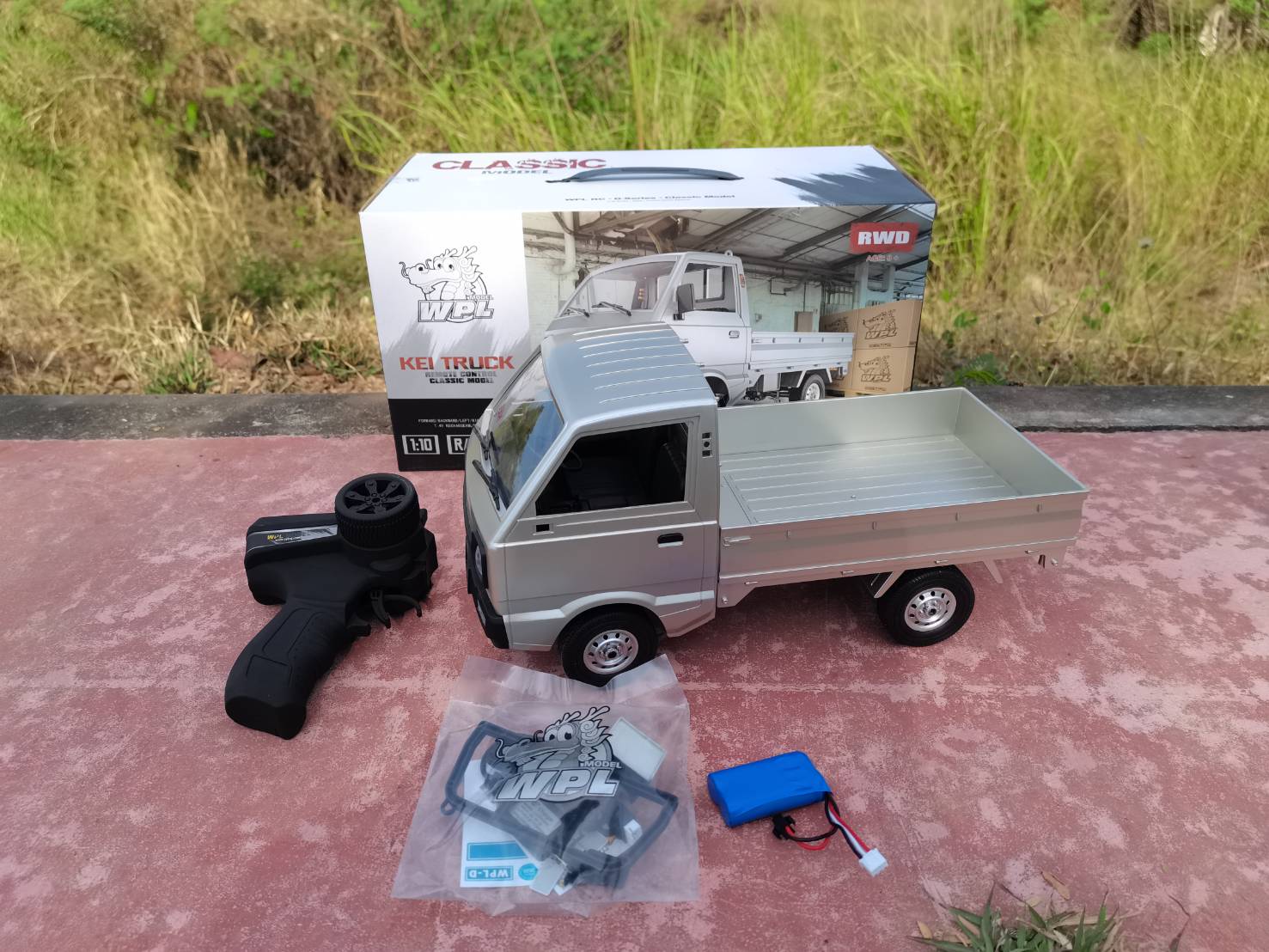 รถบังคับกระป๊อ Suzuki Carry RWD Drift Truck WPL D12 Crawler สินค้างานสเกลเหมือนจริง ชุดพร้อมเล่น