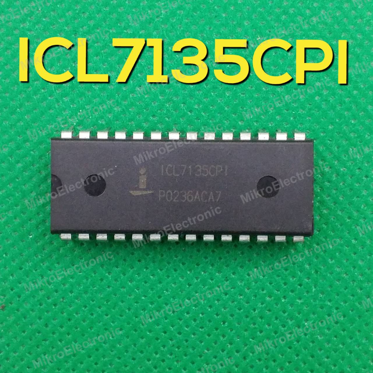 ICL7135CPI 4.5 Digit A/D Converter with Multiplexed BCD Outputs