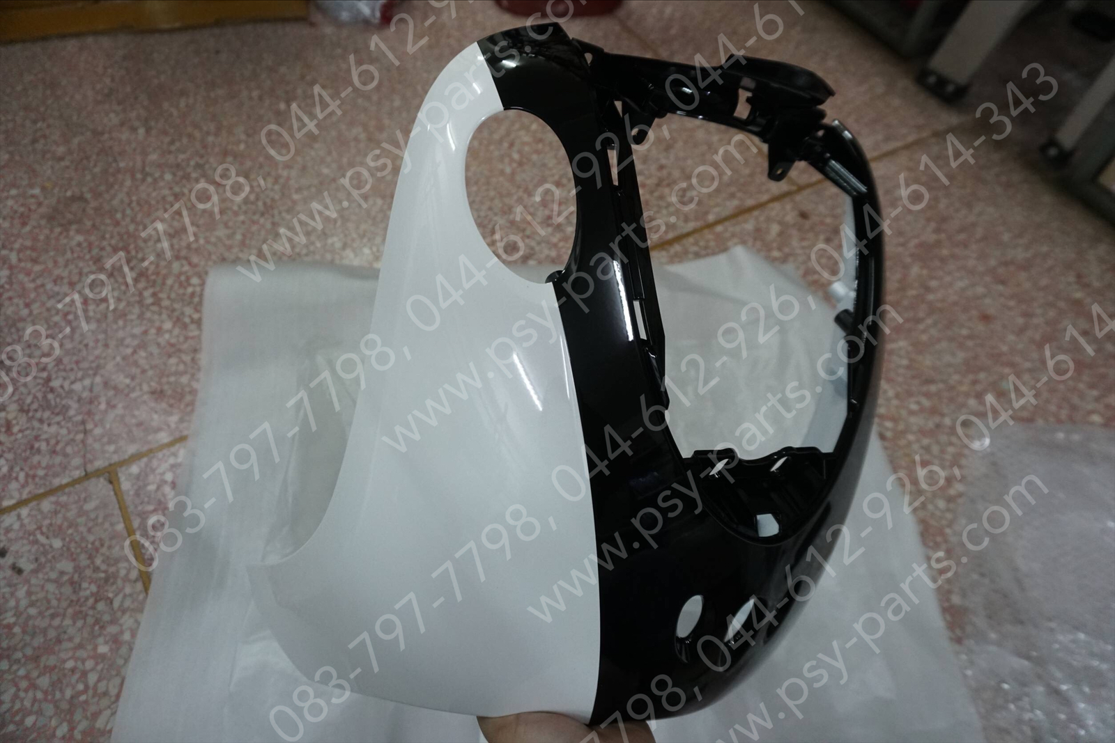 บังลม FINO/10 แท้ๆ สีขาวมุก/ดำ 4D0-F8311-00-7X Yamaha