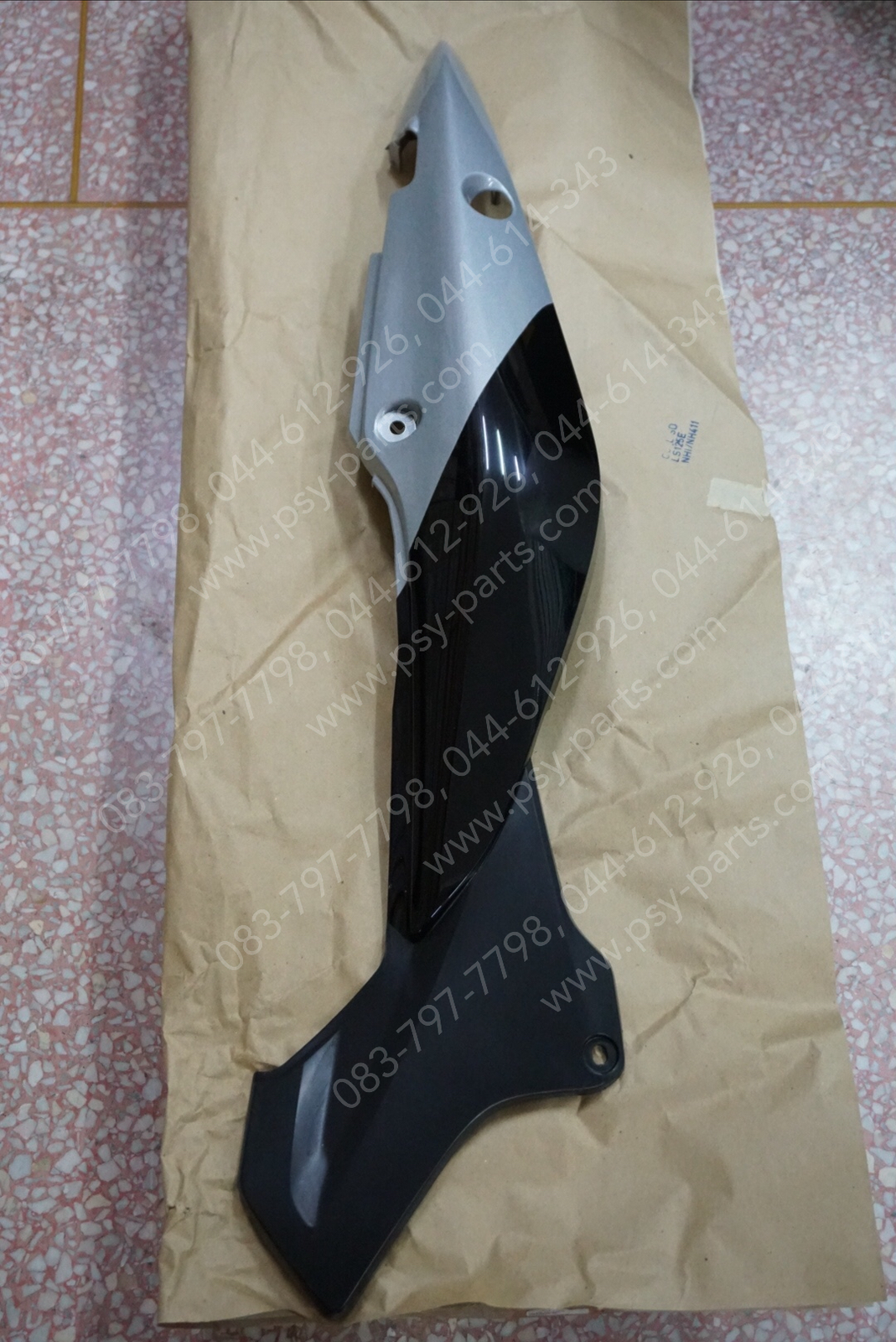 ฝาครอบข้างซ้าย LS 125D แท้ๆ สีดำ/บรอนซ์ 83700-KGC-900ZG