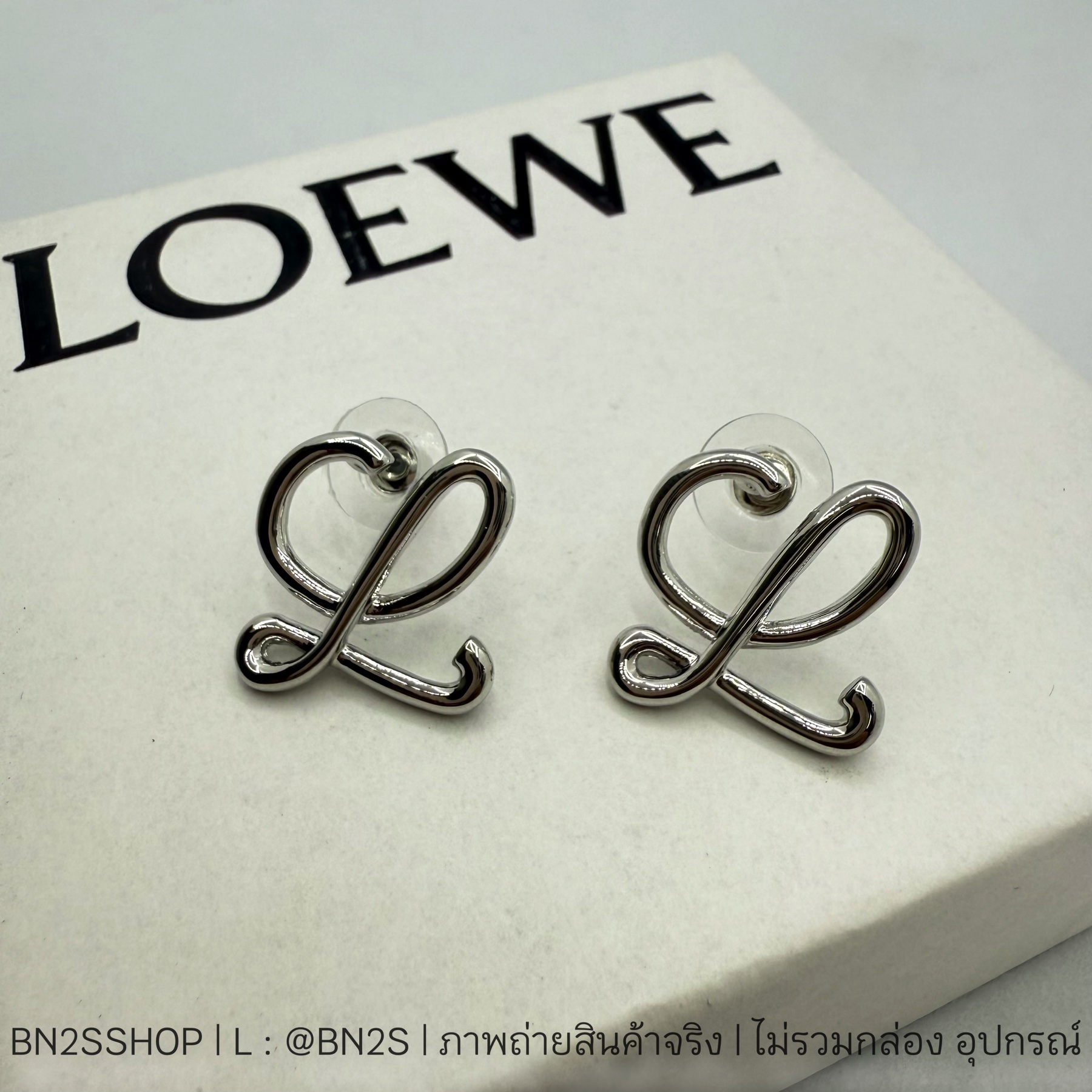 Loewe Logo Earrings ต่างหูโลโก้โลเอเว่ อะไหล่เงิน