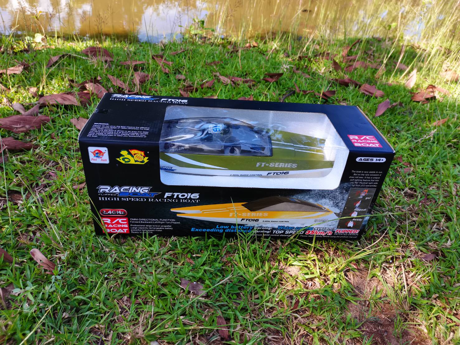 เรือเร็วบังคับวิทยุ FT016 RC SPEED30KMH 2.4GHZ RACING BOAT สินค้าชุดพร้อมเล่น