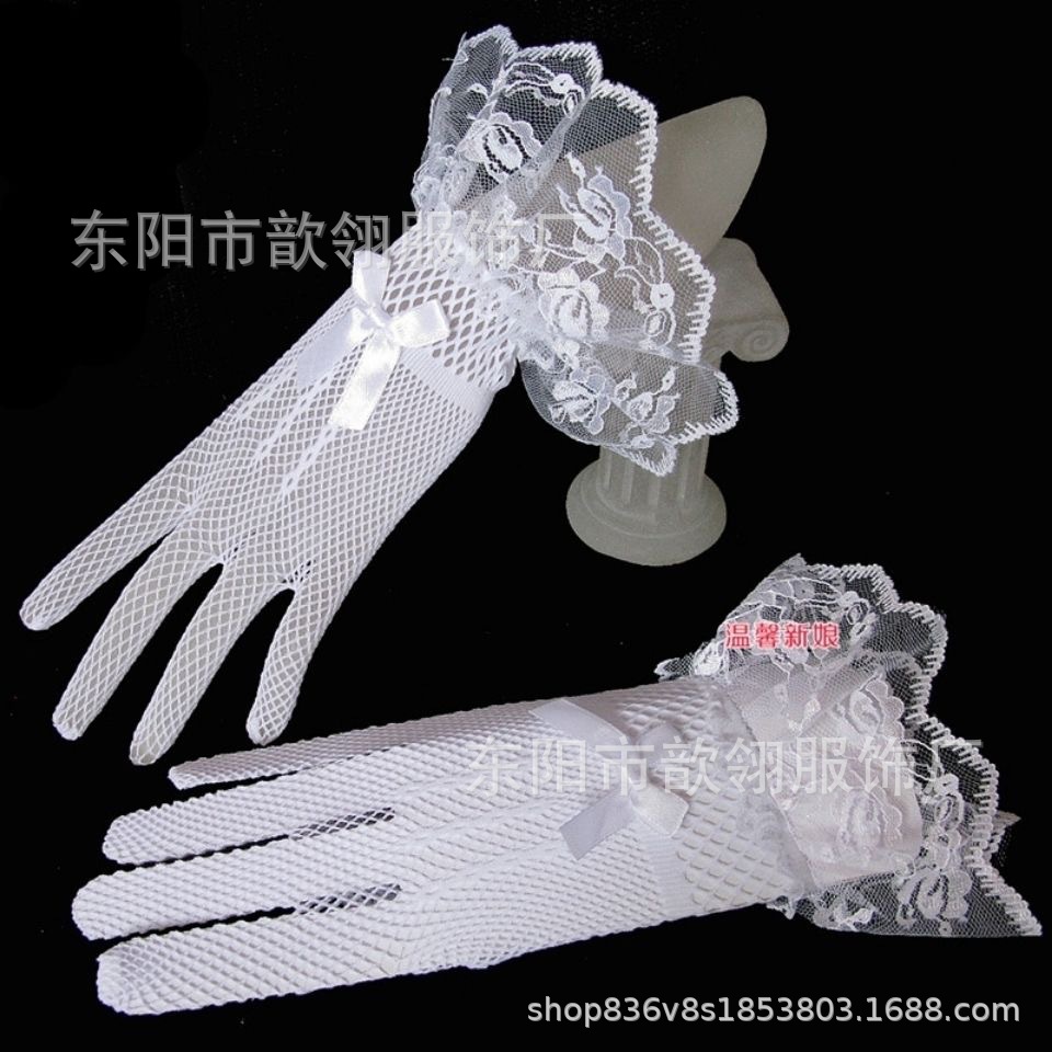 ถุงมือตาข่ายยืดติดโบว์ ลูกไม้สีขาว ลายลูกไม้สวย เหมาะเด็กโตถึงผู้ใหญ่