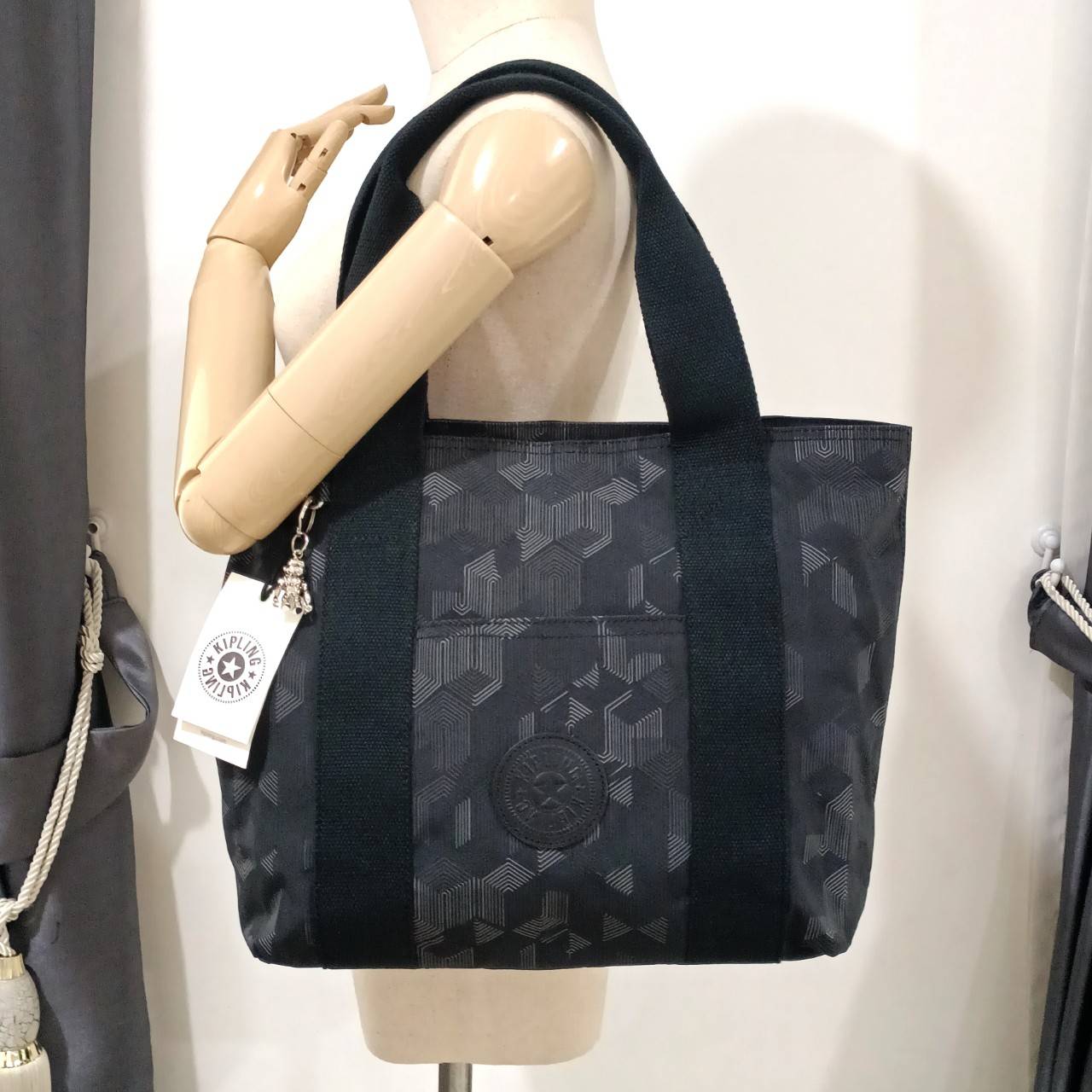 กระเป๋า Kipling ของแท้ สะพายข้าง Tote รุ่น Era S คิบลิง คิบลิ้ง