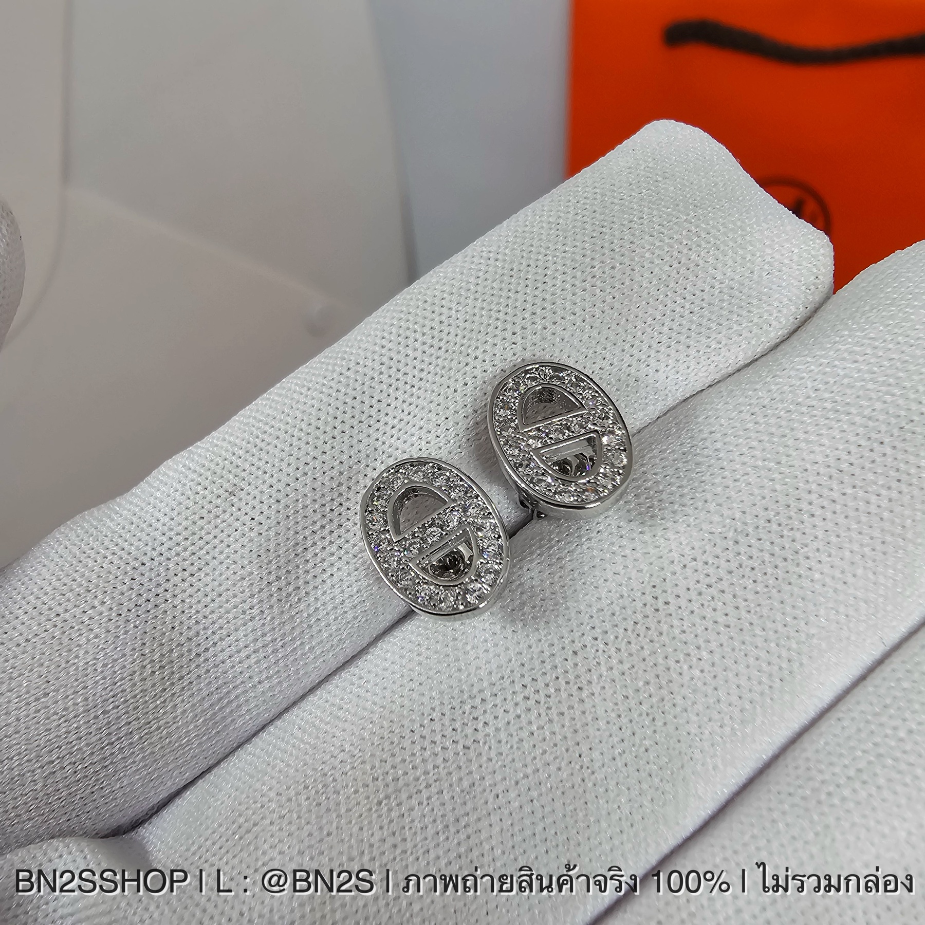 Hermes Stud Earrings ต่างหูสตั๊ดสีเงิน จี้เกือกม้า ฝังเพชร พร้อมส่งในไทย