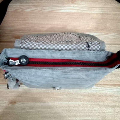 กระเป๋าสะพาย Kipling CROSSBODY BAG วินเทจอ่ะ