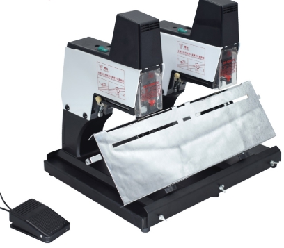 เครื่องเย็บกระดาษกลางเล่มไฟฟ้าคู่ ST-105G