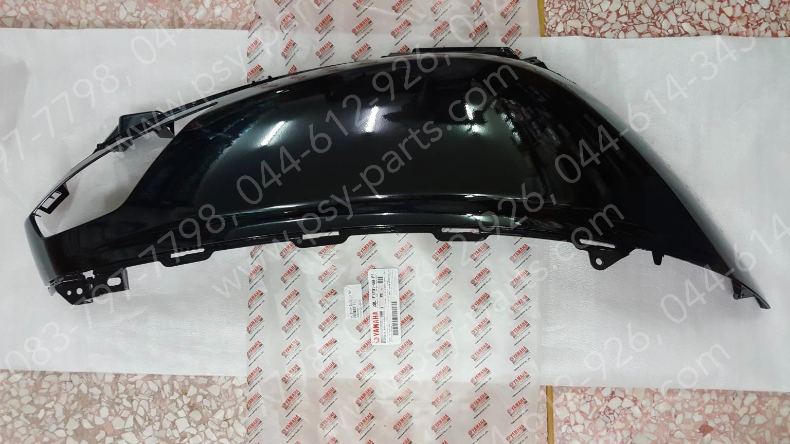 ฝาครอบข้างขวา FILANO 125, GRAND FILANO แท้ๆ สีดำ 2BL-F1731-00-P1