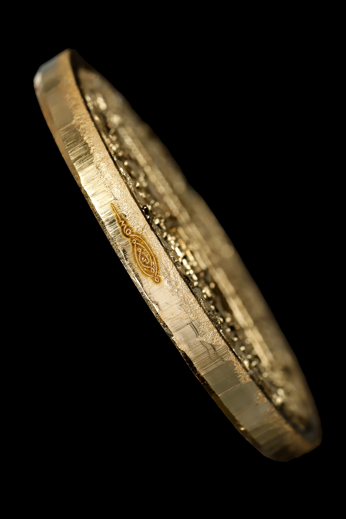 เหรียญสุกิตติมา "ยันดวง"เนื้อทองทิพย์ เสริมดวง เสริมโชควาสนา แห่งวัดหน้าพระบรมธาตุนครศรีธรรมราช