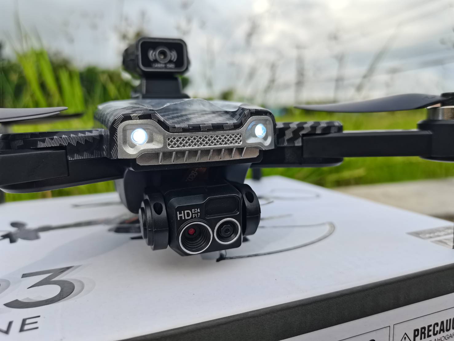 โดรนบังคับวิทยุ JS23 HD CAM MINI DROND 2.4G 5.G WIFI FPV ระบบมอเตอร์บรัชเลส และระบบล๊อคความสูงด้วยเซ็นเซอร์ตรวจจับภาคพื้น ชุดพร้อมเล่น