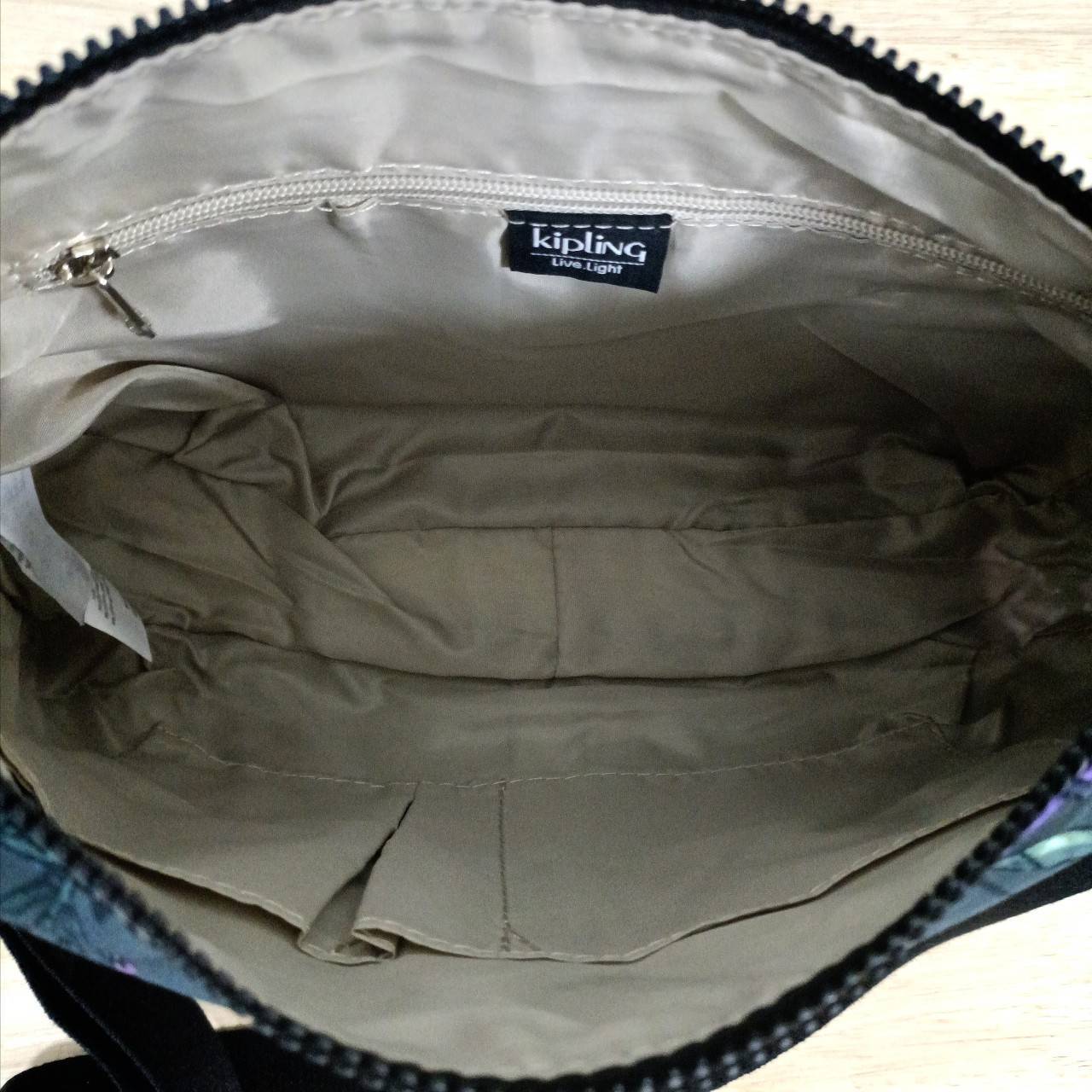 กระเป๋าคิปลิ้ง KIPLING กระเป๋าสะพายข้าง รุ่น Izellah