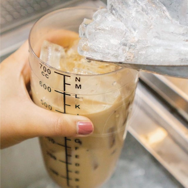 แก้วเชคเกอร์ พลาสติก เชคเกอร์ มีมาตรวัด 700ml แก้วชานมไข่มุก แก้วค็อกเทล กระบอกเชค บรรจุ 1 ชิ้น