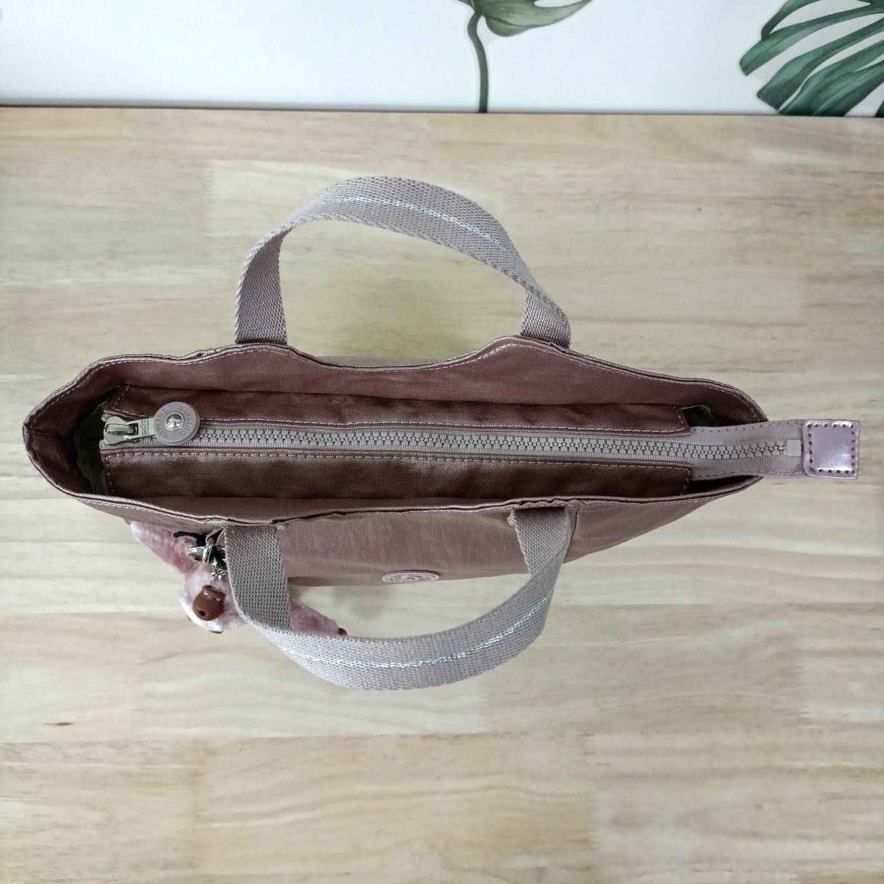 KIPLING กระเป๋าสะพาย กระเป๋าถือ NORI Handbag & Shoulder bag