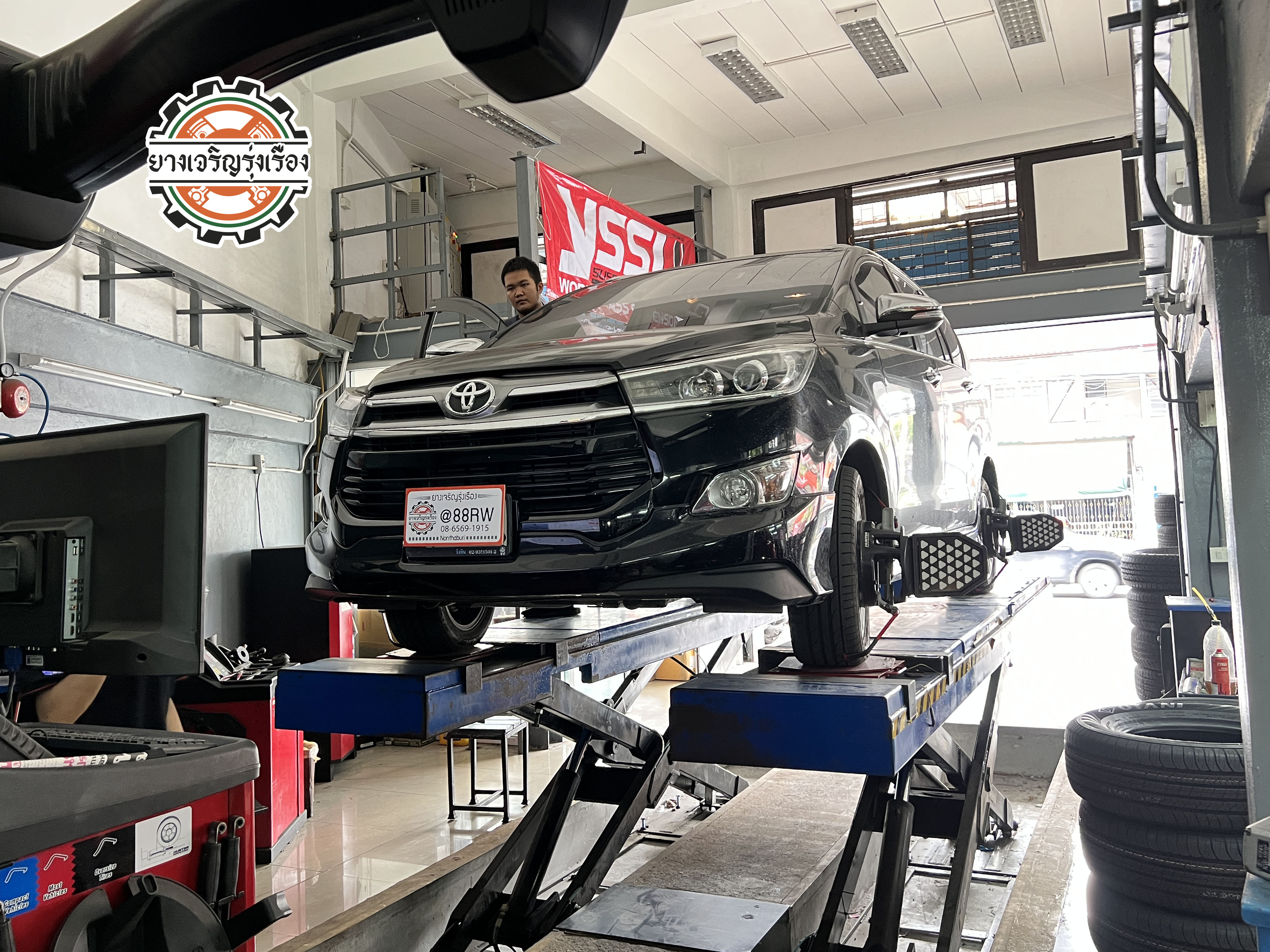 Toyota Innova Crysta รถครอบครัวขนาดแท้ ที่เน้นใช้งานเรื่องการโดยสารนุ่มนวล รถออกมาได้สักระยะแล้วครับ ช่วงล่างเริ่มมีอาการย้วยม เช่นคันนี้ที่เข้ารับบริการ แม้ว่าจะใช้งานโดยสารทั่วไป รับส่งลูกๆหลานๆ แต่ว่าโช๊คอัพเดิมติดรถที่เสื่อมสร้างความย้วยโยนให้กับการขับขี่เป็นอย่างมาก วันนี้ พี่ลูกค้าจึงเข้ามารับบริการติดตั้งโช๊คอัพอัพเกรดดีๆ สักชุดเพื่อใช้งานประจำวัน แก้ไขอาการย้วยโยน แก้จุดด้อย เพิ่มจุดเด่น ให้รถยนต์คันเดิมนั้นน่าใช้งานมากยิ่งขึ้น ขับสนุกถูกใจ เดินทางไกลนั่งสบาย โช๊คอัพที่เลือกใช้งานกันวันนี้ คือ Yss E series ตรงรุ่ง ปรับจูนเฉพาะ Toyota Innova crysta ที่ช่วยเพิ่มความกระชับลดอาการย้วยโยนที่รถยนต์มี และยังช่วยเรื่องความนุ่มนวลในการโดยสาร Yss E series ตัวโช๊คอัพระบบ Monotube ตอบสนองการทำงานได้อย่างรวดเร็ว ฉับไว มีระบบวาล์วแปรผันอัตโนมัติ ช่วยให้โช๊คอัพทำงานตามการยุบตัว นุ่มได้ทั้งความเร็วต่ำและสูง ไม่ต้องนั่งปรับเองให้เสียงเวลา ติดตั้งโช๊คอัพ Yss ครบๆ พร้อมบริการตั้งศูนย์แมชชิ่ขับสนุก รถนิ่งขึ้น นุ่มขึ้น แบบผิดหูผิดตา ฟีลเปลี่ยน ดีขึ้น แน่นอน!!! [+] Yss E Series เซ็ทโช๊คอัพหน้าหลัง [+] พร้อมบริการติดตั้ง + Set up ให้เหมาะกับยาง [+] ขับสนุกด้วยบริการ ตั้งศูนย์ละเอียดให้เหมาะกับการใช้งานและลักษณะของช่วงล่าง 𝙊𝙪𝙧 𝙎𝙚𝙧𝙫𝙞𝙘𝙚 บริการทางร้าน เรารับทำอะไรบ้าง 🔧 ติดตั้งยางแบบไร้รอย 100% 🔧 บริการสลับยาง ตามอายุ 🔧 มียางรถยนต์ทุกยี่ห้อให้เลือกซื้อ 🔧 เช็คช่วงล่าง แก้ปัญหาให้ตรงจุด 🔧 บริการล้างลิ้นปีกผีเสื้อ 🔧 บริการเช็คระยะรถยนต์ 🔧 เปลี่ยนถ่ายของเหลวทั้งระบบ 🔧 ตั้งศูนย์ด้วยเครื่อง HUNTER นำเข้าจาก USA สอบถามข้อมูลเพิ่มเติม หรือนัดหมายเข้ารับบริการ Tel : 08-6569-1915 Tel : 08-6544-5963 Line id : @88rw Tiktok : https://www.tiktok.com/@88rwycrr Youtube : https://youtube.com/@88rw Facebook : https://www.facebook.com/otaninon Location : https://goo.gl/maps/HrNUAZXPN94KvxZ98?coh=178573&entry=tt #รถยนต์มีปัญหาไม่รู้ต้องแก้ตรงไหน ทางเรายินดี ตรวจหาปัญหาและหาวิธีแก้ บอกลูกค้าก่อนลงมือทำเสมอราคาเป็นธรรมไม่เอาเปรียบ สบายใจคุณลูกค้า ---------------------------------- ดูแลให้คำปรึกษาทุกปัญหาคาใจ ไม่ทิ้งลูกค้า มีบริการหลังการขาย 【ให้ผู้เชี่ยวชาญของเรา ดูแลรถคุณ】 ร้านยางเจริญรุ่งเรือง ยินดีต้อนรับครับ ---------------------------------- #โช๊คอัพรถยนต์ #monroe #yss #kayaba #profender #ร้านยางเจริญรุ่งเรือง #นนทบุรี #งามวงศ์วาน #amsfix #บริการช่วงล่างรถยนต์ #ซ่อมบำรุงช่วงล่าง #เซทอัพโช๊คอัพรถยนต์