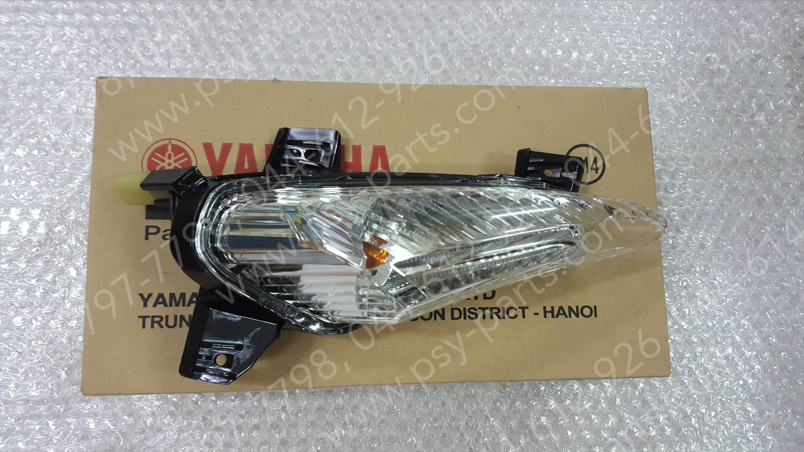 ไฟเลี้ยว EXCITER แท้ๆ หน้า-ขวา 2ND-H3320-10 (ไม่เท่ารุ่นใหม่ ตรวจสอบรุ่นก่อนสั่งซื้อ)