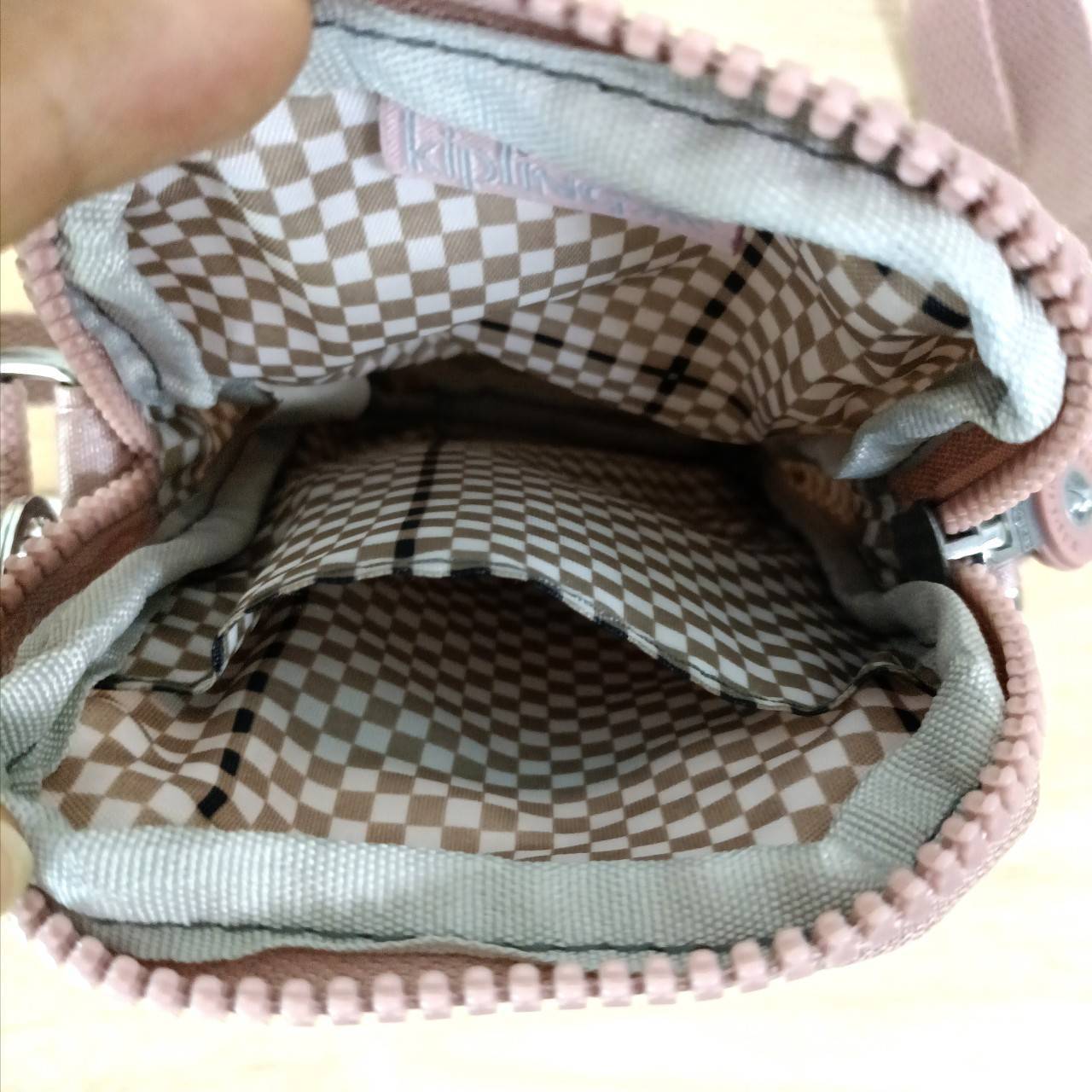 กระเป๋าใส่โทรศัพท์ KIPLING Tally crossbody กระเป๋าคิปลิ้ง