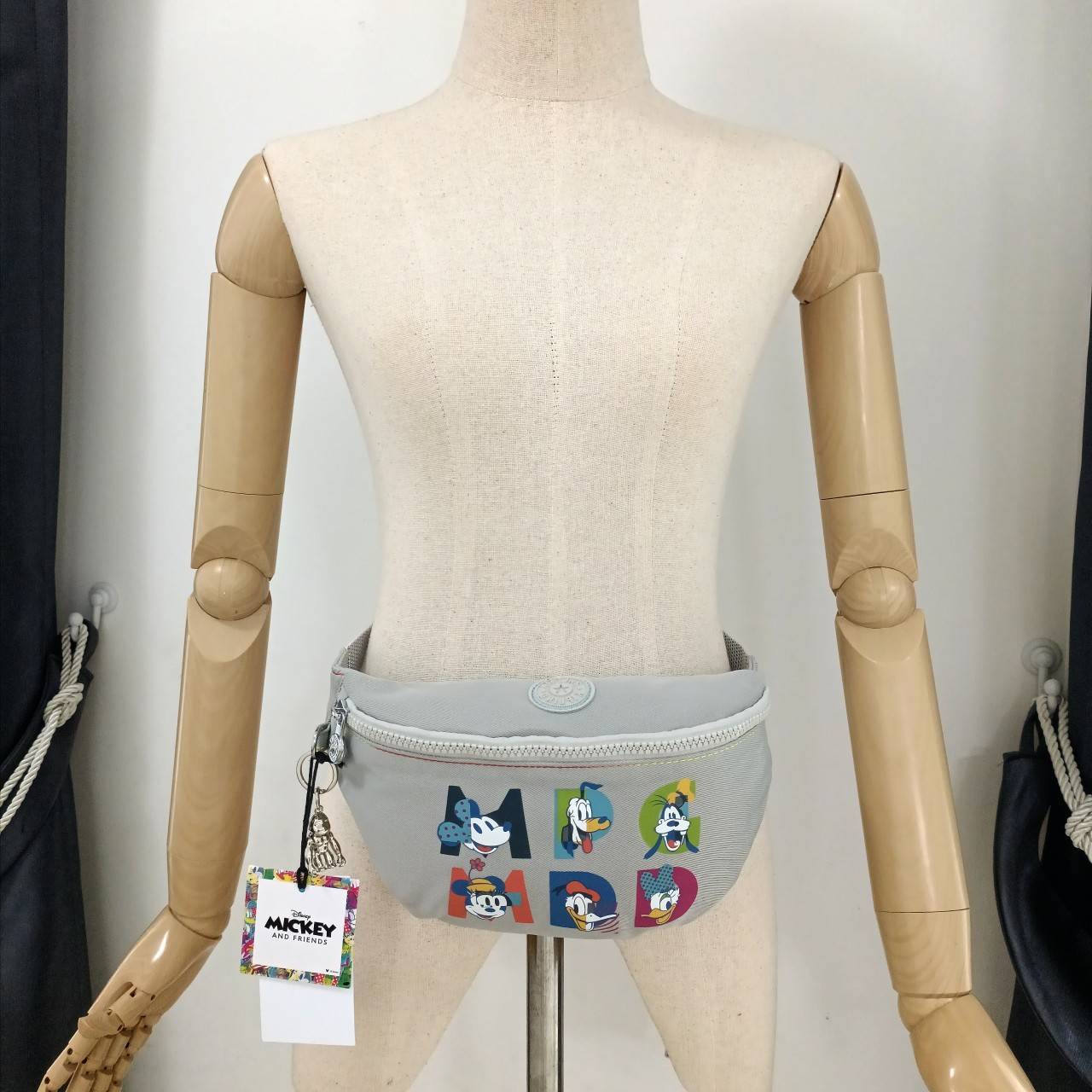 กระเป๋าคาดเอว คิปลิ้ง Kipling Fresh Disney's Mickey Mouse