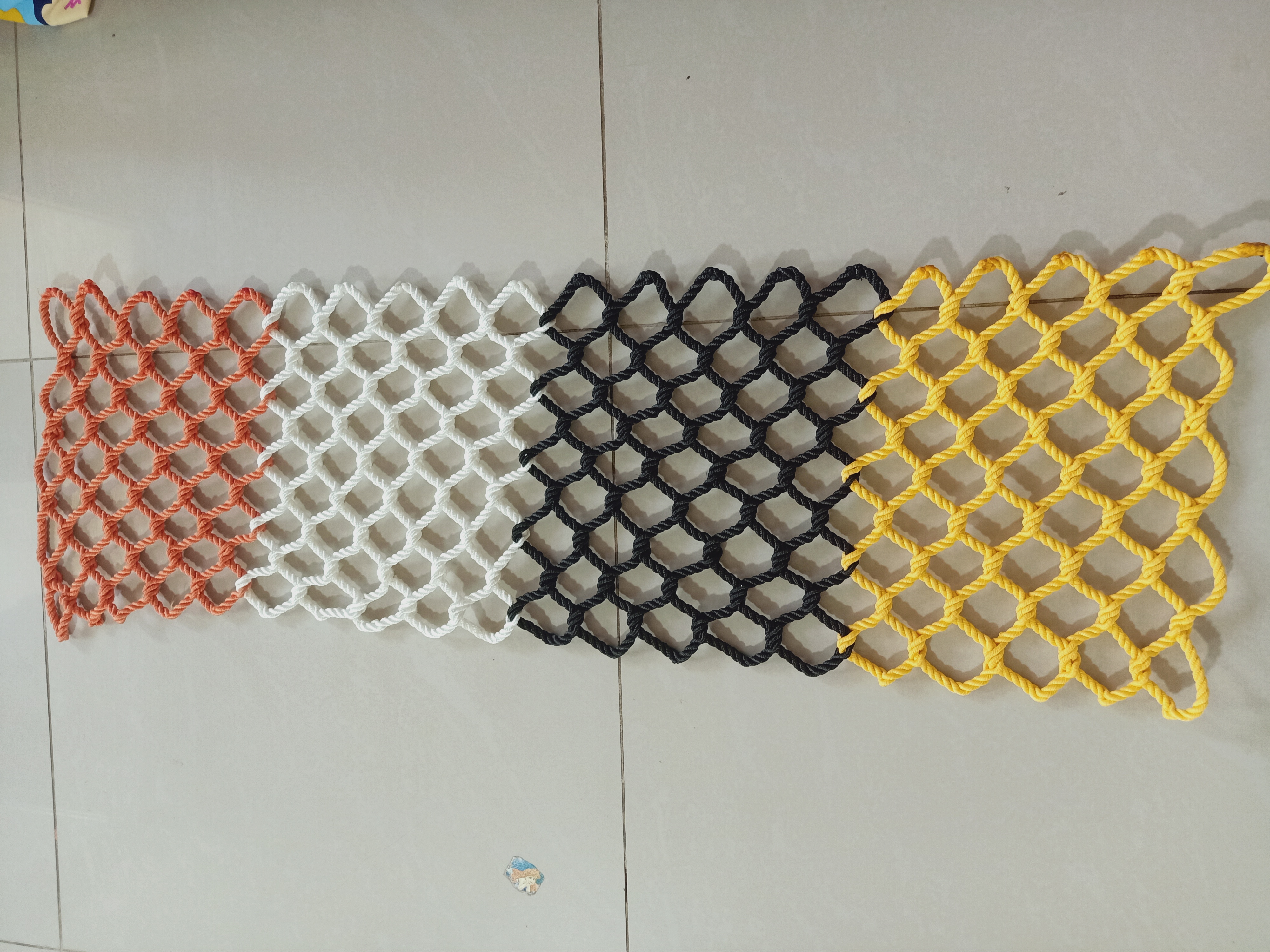 ตาข่ายเชือกโพลีเอสเตอร์ 7 mm.