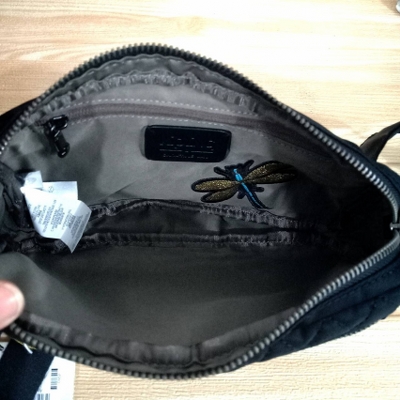 Kipling กระเป๋าคาดเอว สะพายข้าง รุ่น Halima convertible waist back