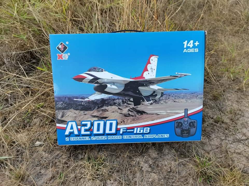 เครื่องบินบังคับวิทยุ XK A200 (F-16B) เครื่องบิน RC แบตเตอรี่ 3.7 V 300MAH ระบบไจโล ชุดพร้อมบิน