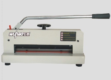 เครื่องตัดกระดาษมือโยก A4 รุ่น 3204A Paper cutter