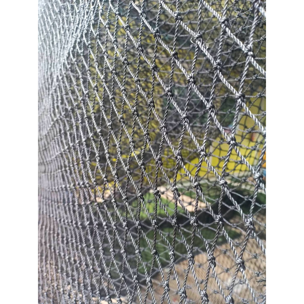 อวนล้อมไก่ สีดำ กันงู ขนาด 1.5 มิลช่องตา 2x2 CM. กันไก่ออก กันงูกันสุนัขเข้าไปกัดไก่ ตาข่ายล้อมไก่ ตาข่ายเล้าไก่