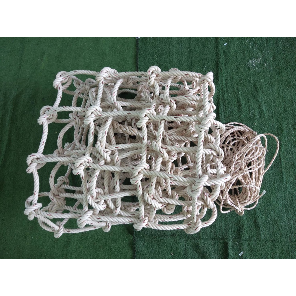 ตาข่ายปีนป่ายสำหรับเด็กเล็ก-เด็กโต ตาข่ายปีนป่ายเชือกใยยักษ์ 16 มิล ตา 15 CM.ตาข่ายติดตั้งง่าย ตาข่ายฐานลูกเสือ เข้าค่าย