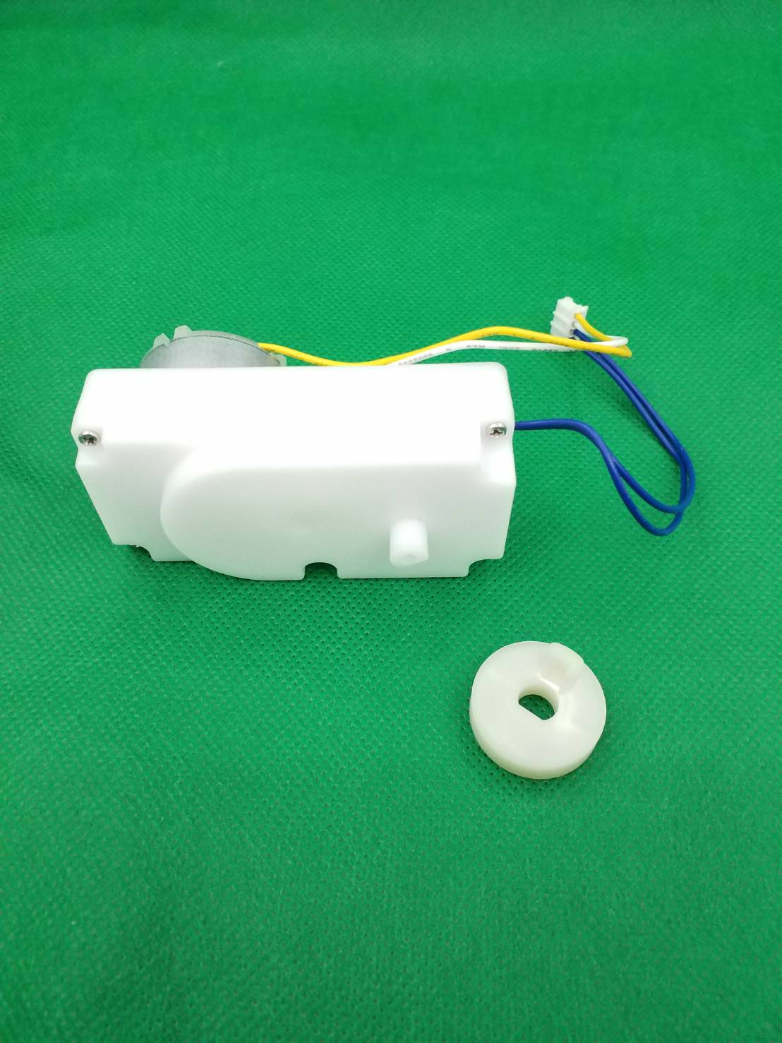มอเตอร์เกียร์สำหรับกดสเปรย์ 1.5V-5V มีเซ็นเซอร์วัดรอบในตัว Automatic spraying perfume gear box automatic spraying disinfection gear box automatic water spraying liquid motor