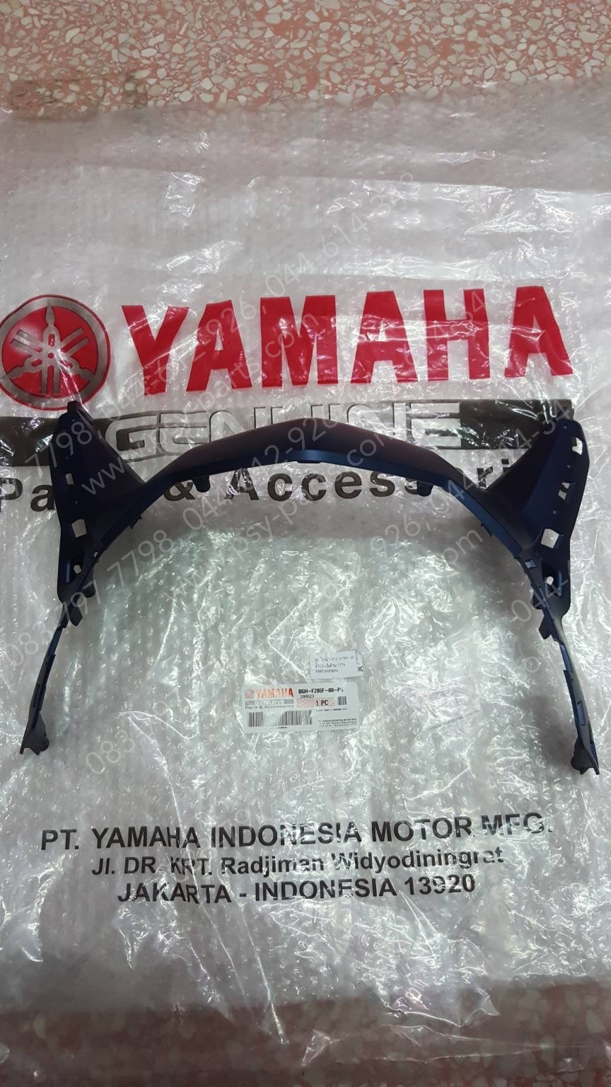 ฝาครอบไฟหน้า-ล่าง NMAX/20 แท้ๆ สีน้ำเงินเข้มด้าน (1774) B6H-F286F-00-P4