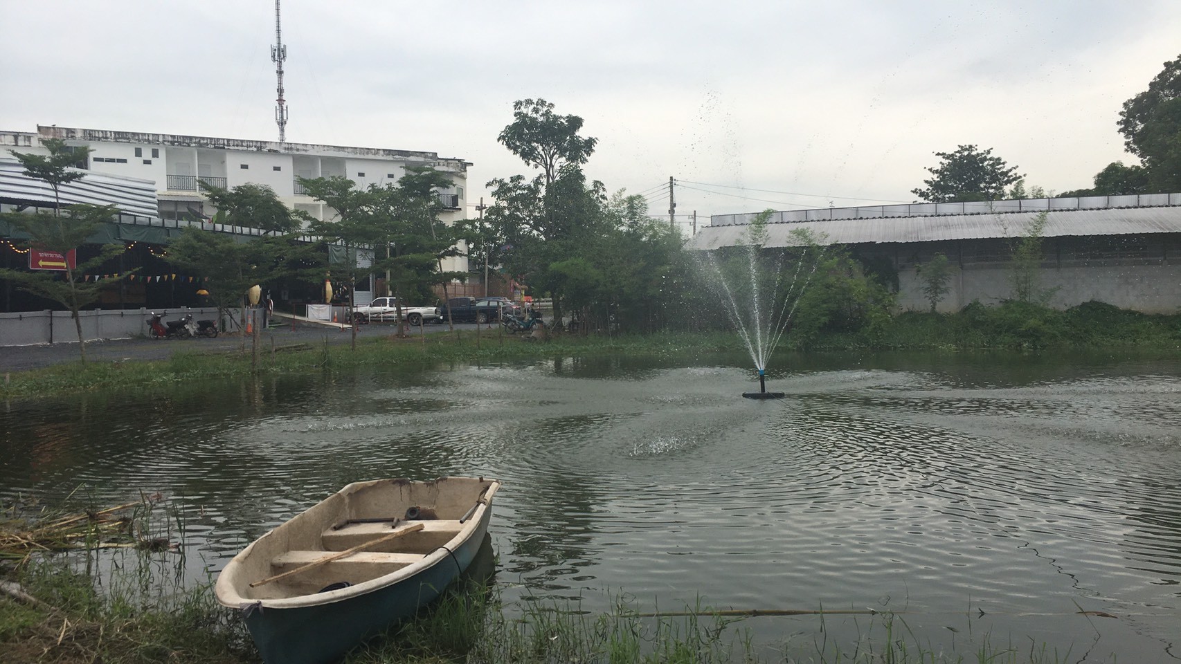 ขายที่ดิอยู่ฝั่งตรงข้ามโรงเกลือนครนายก เนื้อที่ 10 ไร่กว่าๆ