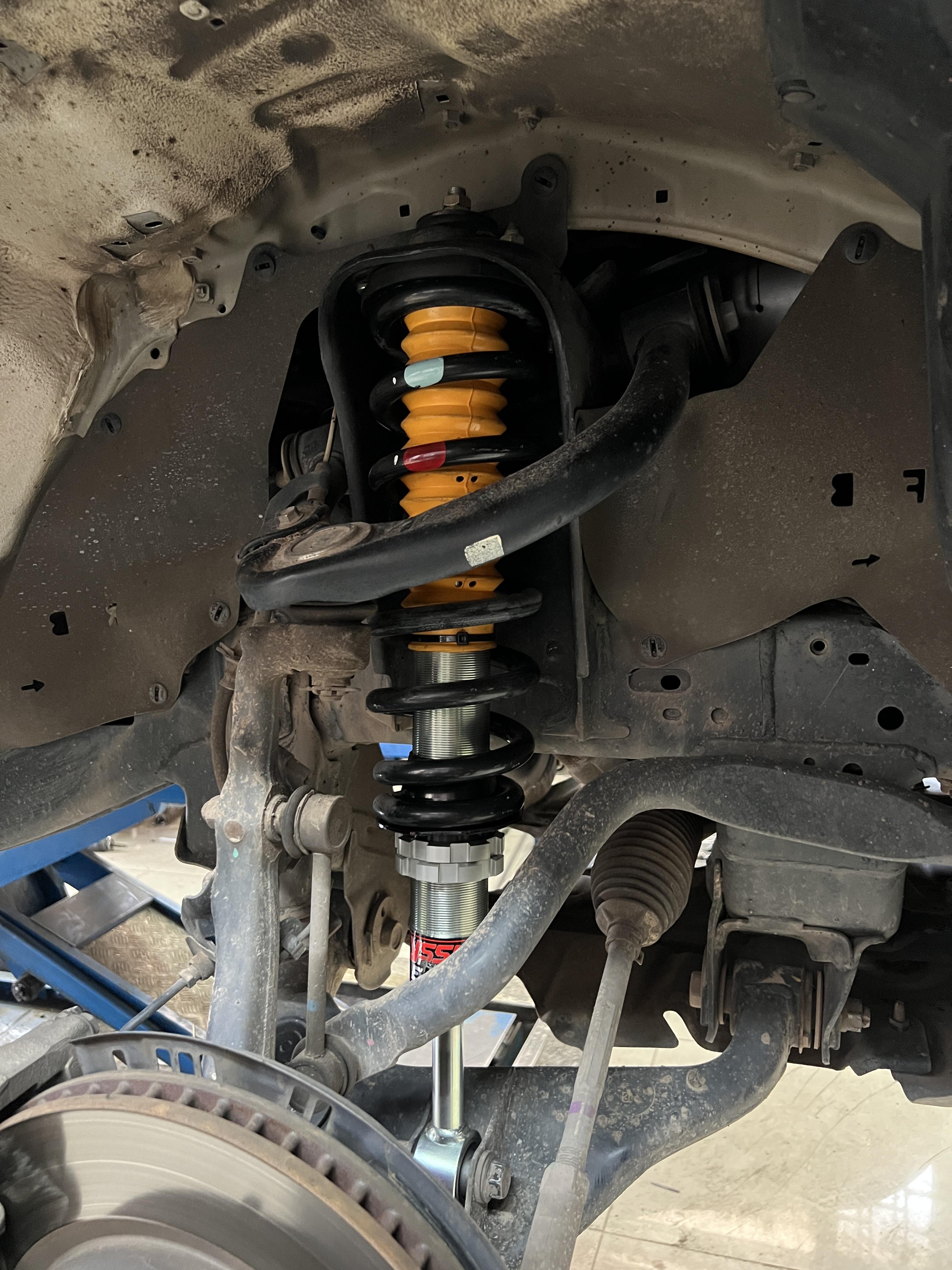 TOYOTA REVO ROCCO โทร : 08-6569-1915 บุ๊ก Line id : @88rw Location : https://goo.gl/maps/HrNUAZXPN94KvxZ98? รถยนต์มีปัญหาไม่รู้ต้องแก้ตรงไหน ทางเรายินดี ตรวจหาปัญหาและหาวิธีแก้ บอกลูกค้าก่อนลงมือทำเสมอด้วยราคาเป็นธรรม เวลาบริการ วันจันทร์-วันอาทิตย์ 09:00 น. - 17.30 น. #ToyotaRevo #ysseseries #โช้คอัพ #ช่วงล่าง #โช๊ค #ยางรถยนต์