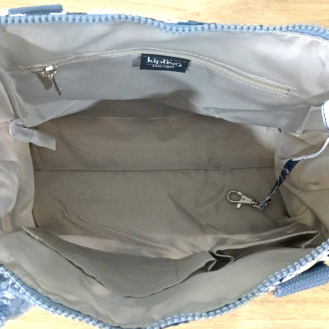 กระเป๋า KIPLING AMIEL กระเป๋าคิปลิ้ง คิบลิ้ง คิปลิง