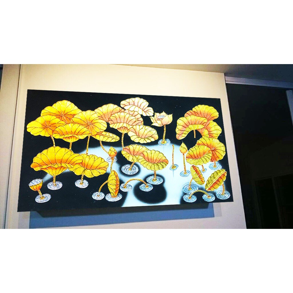 ภาพวาด รูปวาดดอกบัว ภาพติดผนัง ภาพมงคล เสริมดวง กรอบลอย ภาพแต่งบ้าน กรอบรูปติดผนัง ภาพติดผนังตกแต่งบ้าน G0018