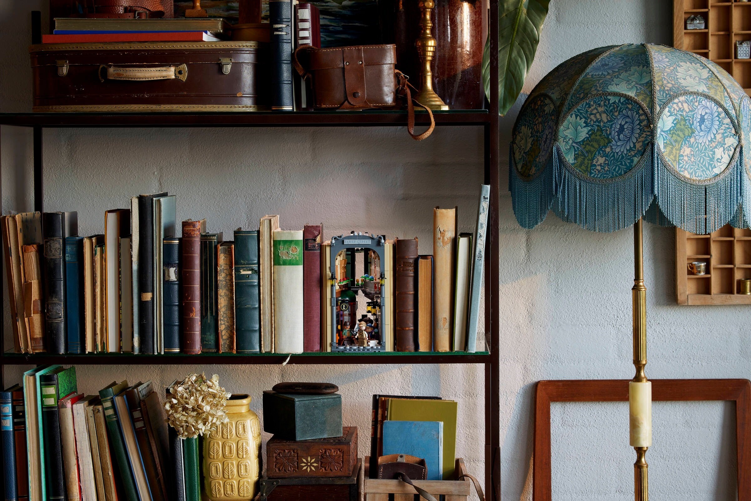 LEGO เลโก้ 10351 Sherlock Holmes: Book Nook